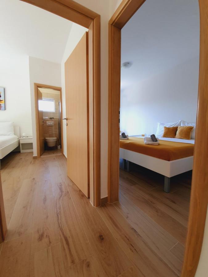 Apartmani Starigrad Paklenica - Danijel Kültér fotó