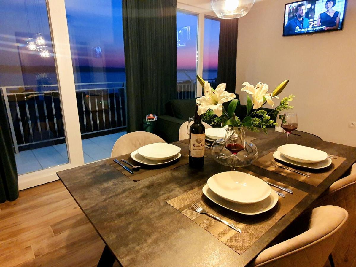 Apartmani Starigrad Paklenica - Danijel Kültér fotó