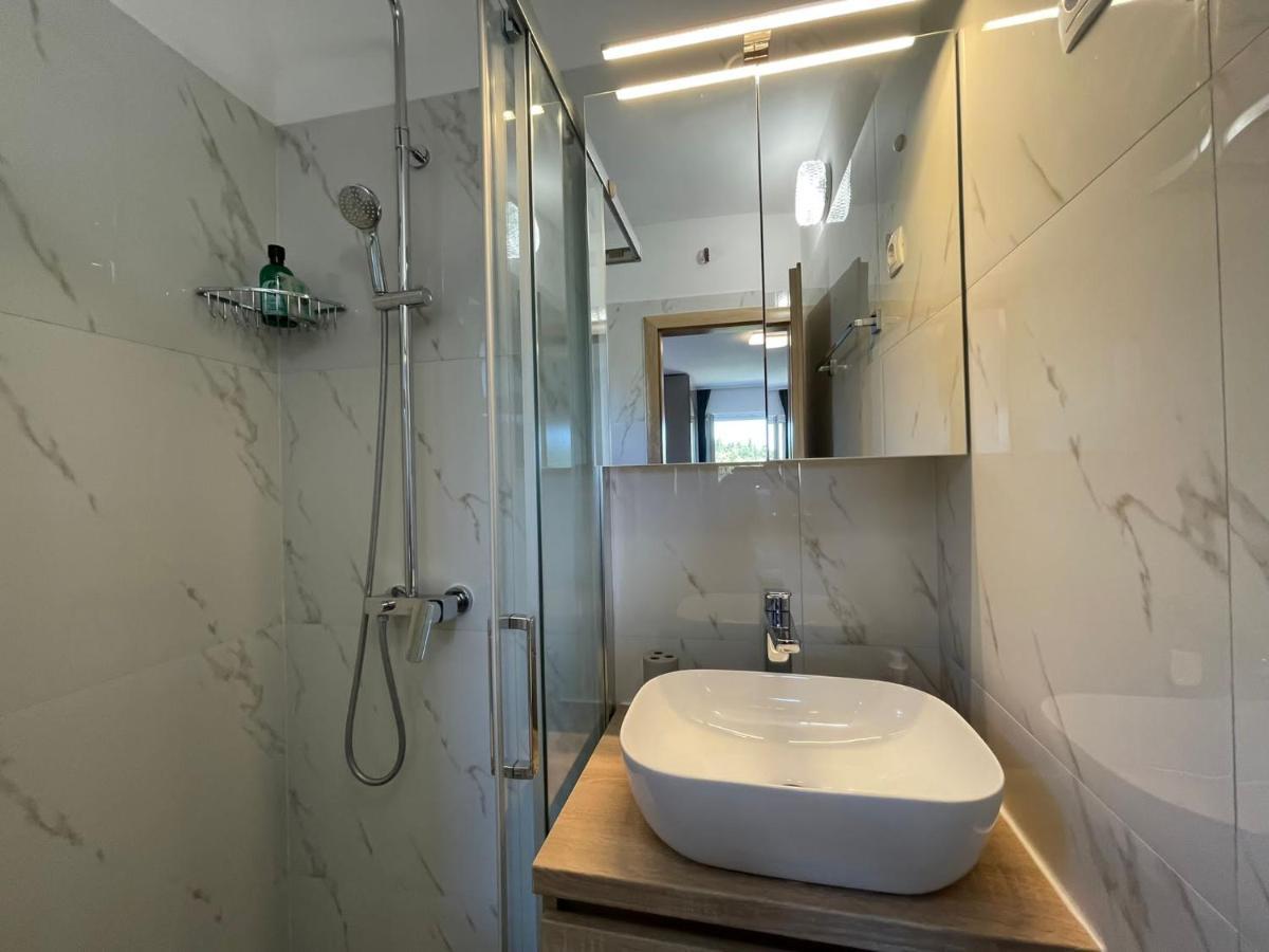 Apartmani Starigrad Paklenica - Danijel Kültér fotó