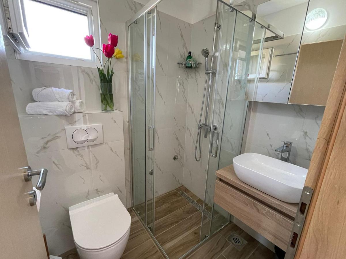 Apartmani Starigrad Paklenica - Danijel Kültér fotó